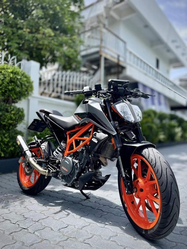 KTM Duke 390 สีเทา ปี 2022 4