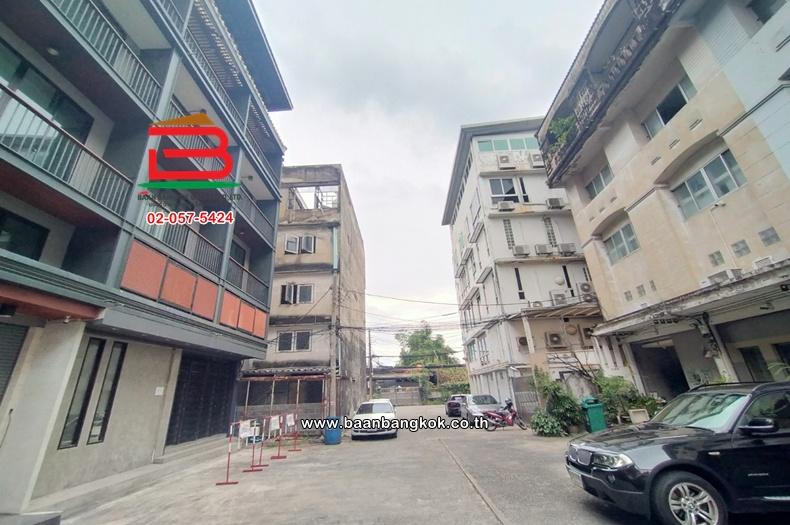 ขาย/เช่า ตึกออฟฟิศ 2คูหา 5.5 ชั้น (หลังริม) เนื้อที่ 41.5 ตร.ว. ซอยรามอินทรา 15 แขวงอนุเสาวรีย์ เขตบางเขน 2