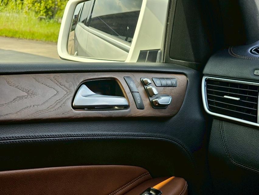 Mercedes Benz 18