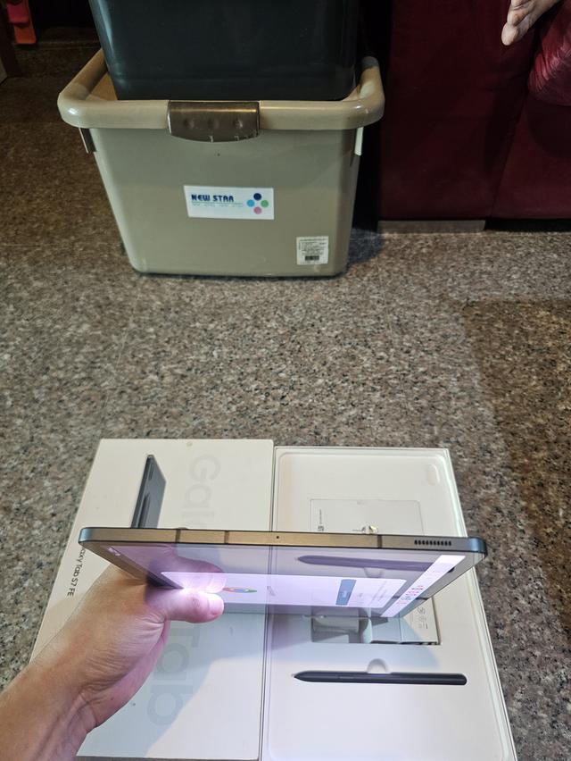 ขายๆๆๆถูกSamsungTabS7FEสีGray 64กิ๊กLTEใส่ซิมได้ยกกล่องสูนTrueสภาพสวยการใช้งานดีเยี่ยมทุกๆฟังชั่นเครื่องรีสโตได้ตลอดไม่มีติดแอคเค้าใดๆคับ ( จอขาวจั๊วๆ 3