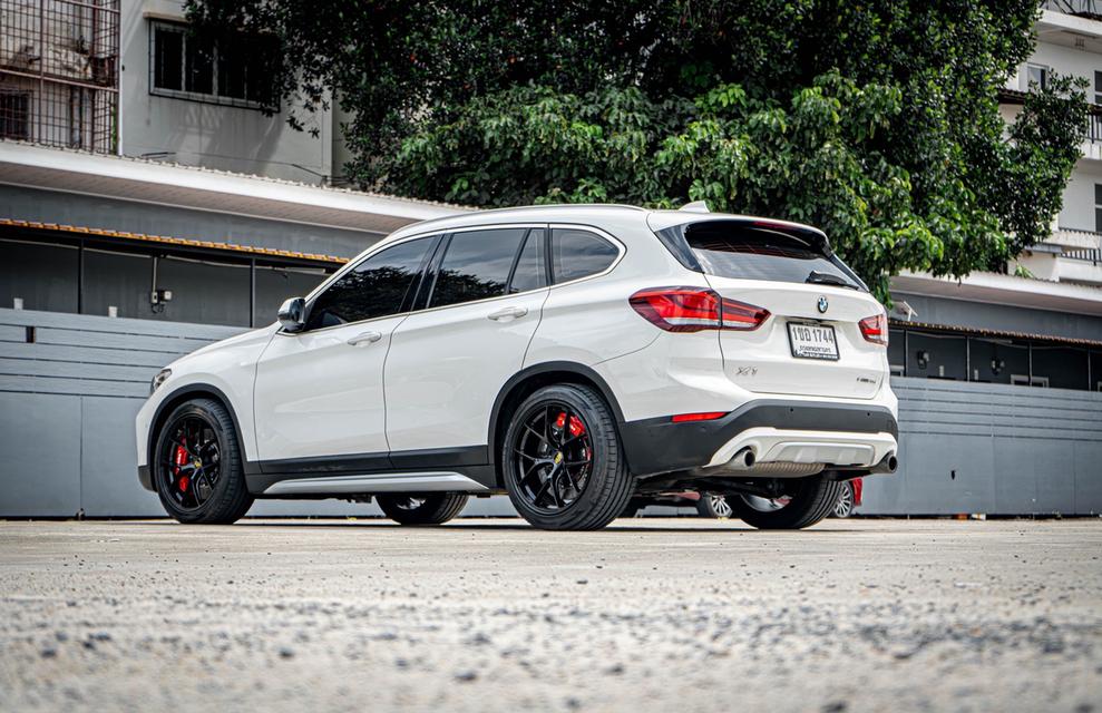 BMW X1 sDrive20d xLine 2.0 F48 AT ปี 2021 รูปที่ 5
