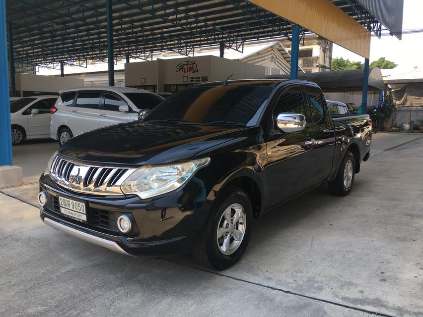 Triton megacab 2wd GLX 5m/t 2016 กระบะใช้งาน ราคาสุดคุ้ม สภาพ 5 ดาว รูปย่อยที่ 2