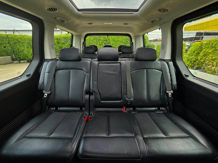 (แจ้งรหัสรถ PEAT641) HYUNDAI STARIA PREMIUM (SUNROOF) ปี 2025 แท้ รูปที่ 10