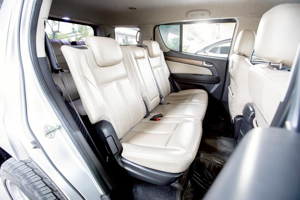 ขาย Isuzu Mu-x 3.0DVD ปี15 14