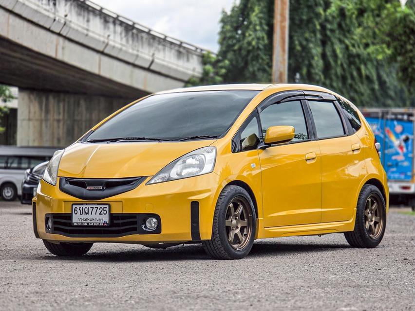 รหัสรถ CBLX7725 🚗✨ HONDA JAZZ 1.5 GE ACTIVE PLUS ปี 2010 ✨🚗