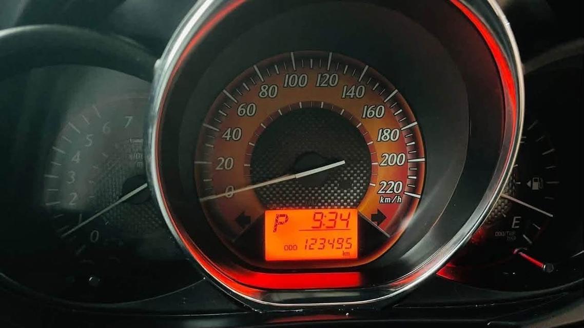 TOYOTA YARIS 1.2G 2014 จด 2016✨✨เก๋งรุ่นฮิต ตัวท็อป ราคาเบาๆ🚗 ✨ ✨ออกรถ 0️⃣ บาท🌟 ฟรีดาวน์ 🌟✅ฟรี พรบ ✅ ภาษี ✅ค่าโอน🚘 ราคา 219,000 บาท รูปที่ 14