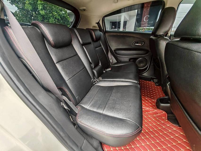 2015 HONDA HR-V 1.8E 10