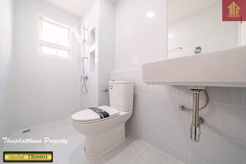 ไลฟ์ บางกอก บูเลอวาร์ด วงแหวน-พระราม 9 11