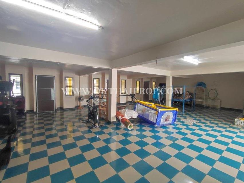 อาคารพาณิชย์ 4.5 ชั้น 3 คูหาติดกัน หมู่บ้านริมน้ำ จรัญสนิทวงศ์-บางพลัด ใกล้ MRT สิรินธร 11