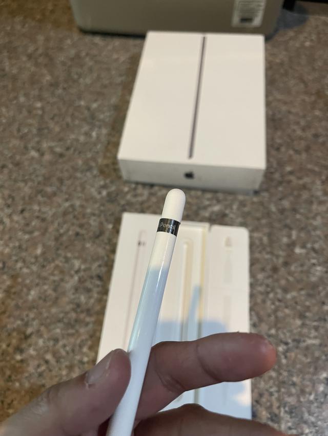ขายApple Pencil ของแท้ยกกล่องอุปกรสำรองอยู่ครบสวยๆใช้งานดีทุกๆฟังชั่นถูกๆ 3
