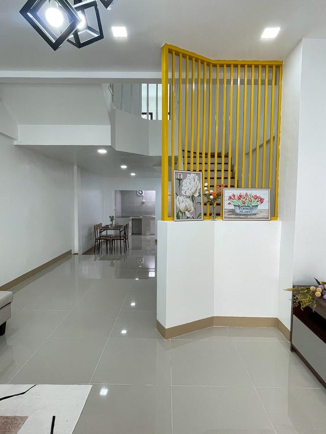 หมู่บ้านมณีรินทร์เลคแอนพาร์ค  8