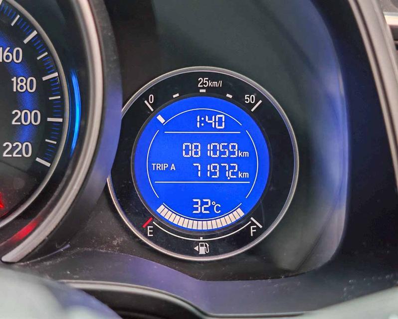 2017 HONDA JAZZ 1.5 i-VTEC V+  12