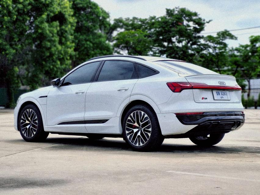 Audi Q8 Sportback E-Tron 55 Quattro [ S-Line Black Edition ] ปี 2025 ไมล์ 10,6xx km. รูปที่ 6