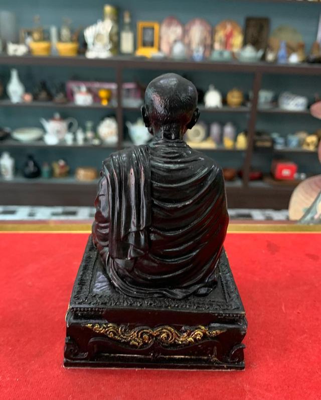 หลวงพ่อโตเรซิน สำหรับตั้งหน้ารถ 2