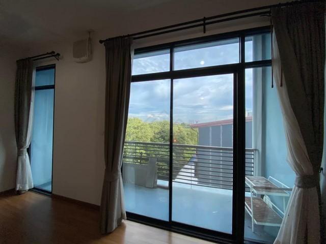 PB5742 ให้เช่าทาวน์โฮม 3 ชั้น โครงการ haus35  ซ.แจ้งวัฒนะ–ปากเกร็ด 35 ติดสถานีรถไฟฟ้าเมืองทอง สายสีชมพู 15
