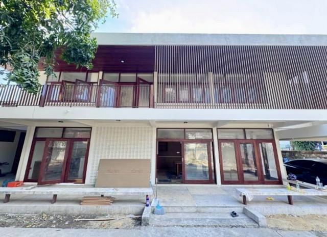 บ้านเดี่ยวใกล้สะพานพระราม8 ซอยจรัญ 44 ขนาด 500+ ตร.ม.166 ตร.วา full renovation 2