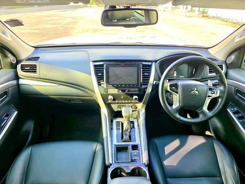 MITSUBISHI PAJERO SPORT 2.4 GT PREMIUM 2WD AT สีขาว ปี 2020 ไมล์ 79,000กม. 10