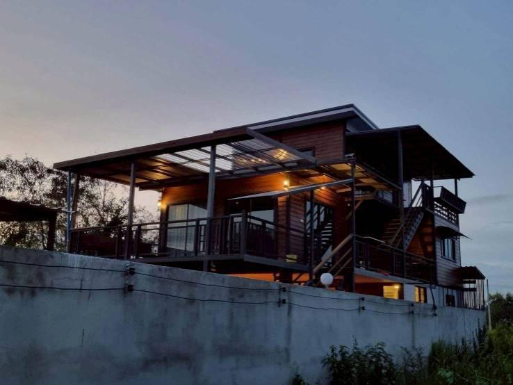 บ้านพลังงานไฟฟ้า ขายบ้านเดี่ยวสไตส์รีสอร์ท คลองหลวง ปทุมธานี แถมโซล่าเซลใช้ไฟฟ้าฟรี เหมาะสำหรับอยู่อาศัยหรือทำกิจการได้ 1