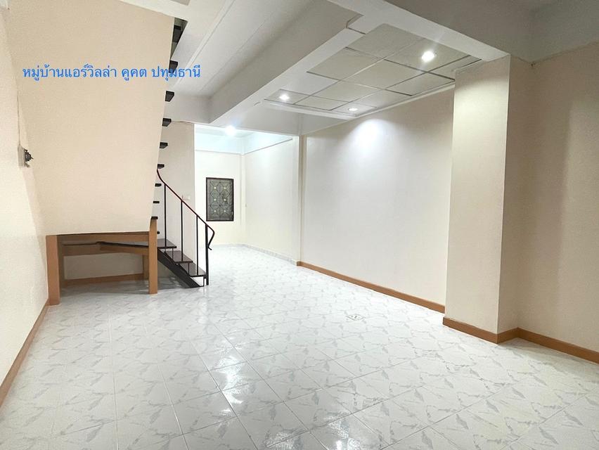 ขายบ้านทาวน์เฮาส์ หมู่บ้านแอร์วิลล่า คูคต พร้อมอยู่ 3