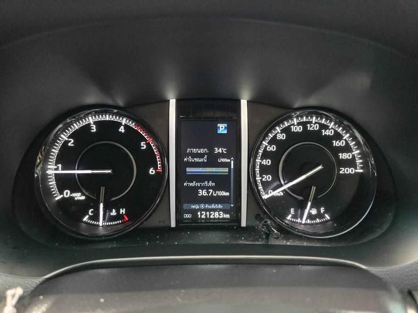 FORTUNER LEGENDER 2.8 4WD 2022  ประวัติเข้าศูนย์ครบ 16
