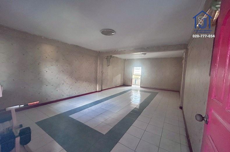 ขายห้องเช่า 3 ชั้น 22 ห้อง ซอยรังสิต–นครนายก 4 คลอง1 ใกล้ฟิวเจอร์พาร์ค รังสิต 7