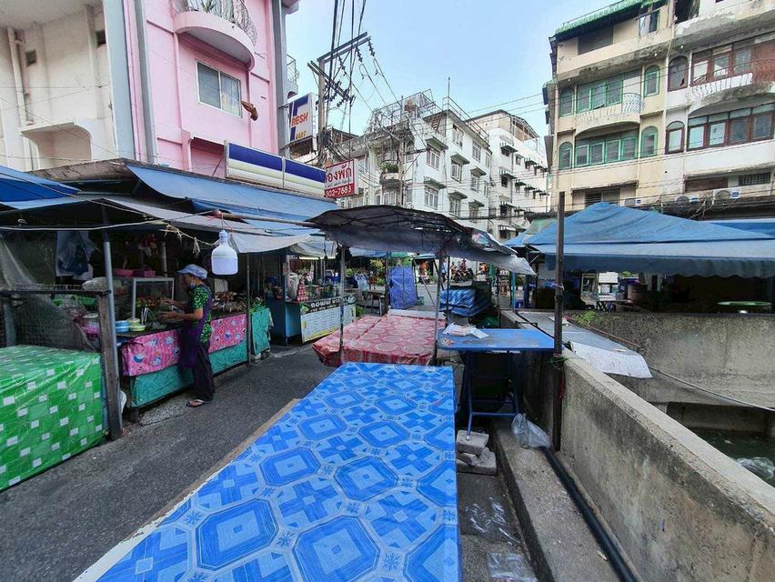 ขายตึกแถว 3.5 ชั้น ซอยรามคำแหง 65 (ซอยมหาดไทย) ราคาพิเศษเพียง 3.6 ล้านบาท (N.1804) 4