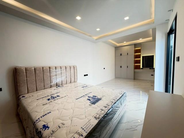 ขายทาวน์โฮม ที่ตั้งทัพพะยาซอย 15 ใกล้walking Street และแหล่งท่องเที่ยว 5