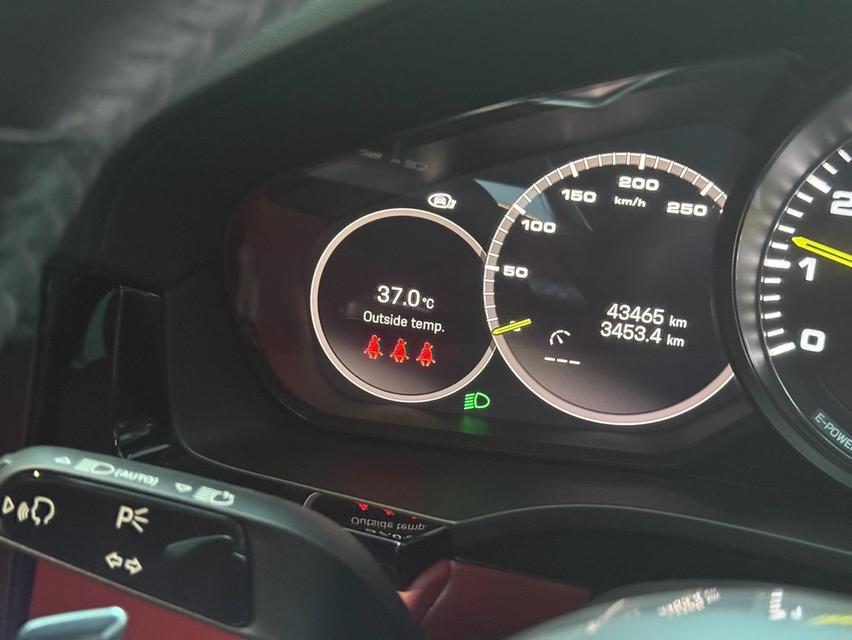 Cayenne Coupe Sport Design Package 18