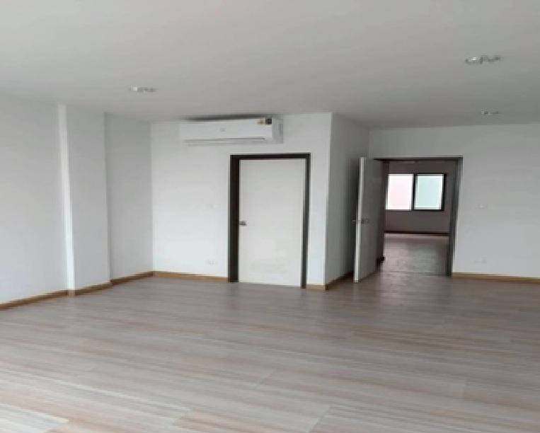 ให้เช่า อาคาร / Home Office 3.5 ชั้น / โครงการซิตี้ ลิงค์ พระราม 9-ศรีนครินทร์ ถนนคู่ขนานกาญจนาภิเษก 4