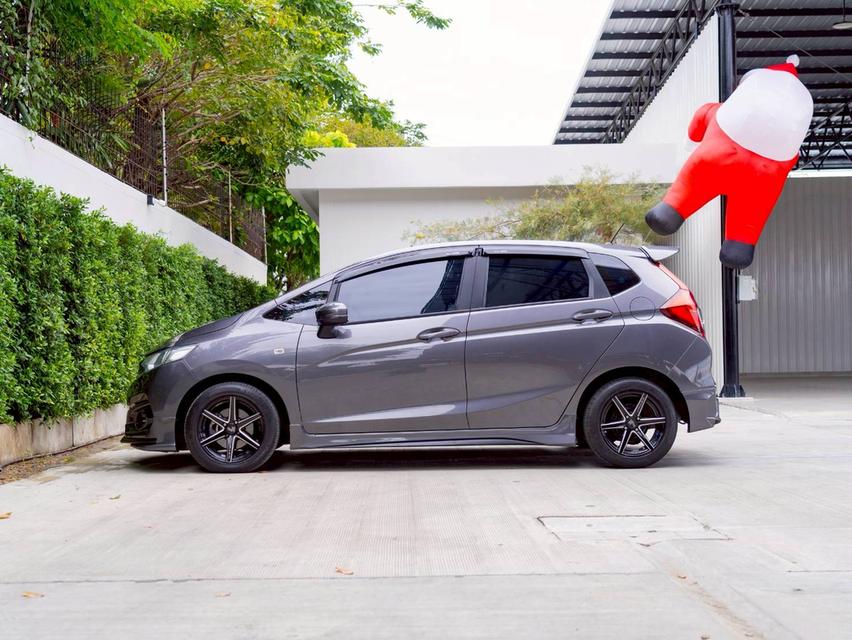 Honda Jazz 1.5S ปี 2018 ♨️ #ประกันเครื่องเกียร์3ปี3หมื่นkm♨️