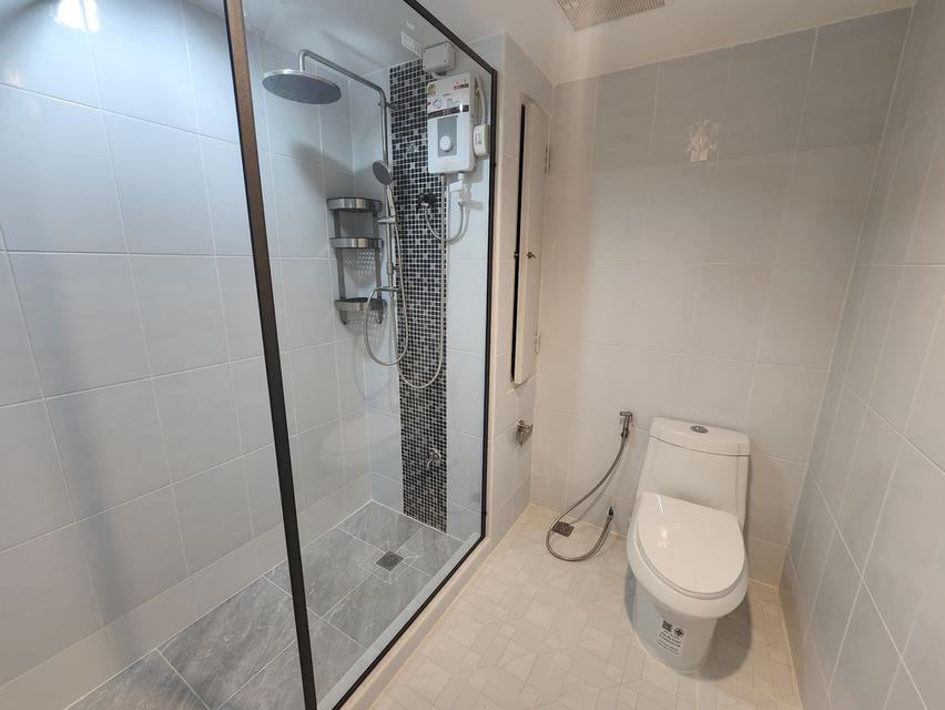 ให้เช่าประตูน้ำเพรสตีจ คอนโดมิเนียม ชั้นสูงวิวเมือง ใจกลางประตูน้ำ – รีโนเวทใหม่ ยังไม่เคยเข้าอยู่! 6