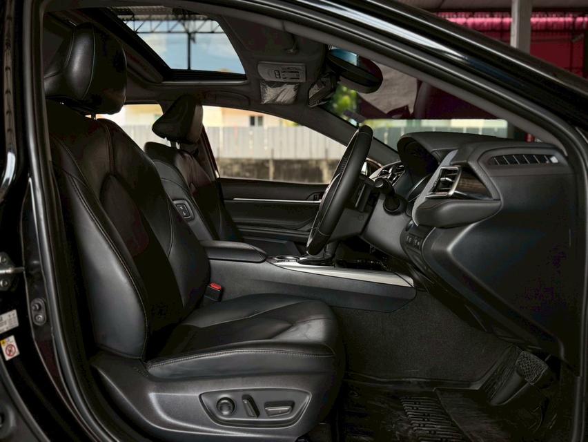 รหัสรถ WRT5512 2020 TOYOTA CAMRY, 2.5 HEV PREMIUM LUXURY รูปที่ 16