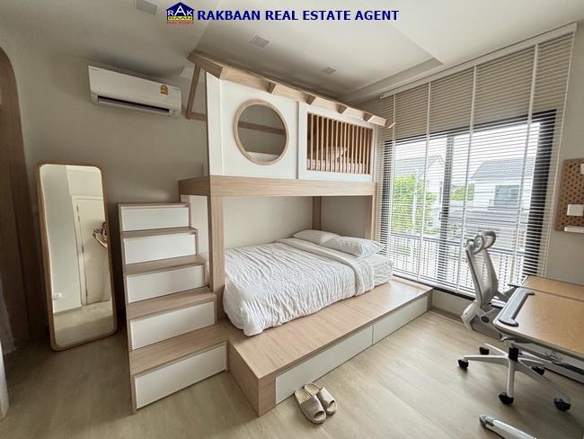 ขายบ้านเดี่ยวหลังมุม บิวท์อินทั้งหลัง มบ.พิมนารา ศรีนครินทร์-บางนา 62.6ตร.ว. 4นอน 3ห้องน้ำ มีห้องเมด+ห้องน้ำแยกเป็นสัดส่วน ราคา 11.5 ล้าน 9