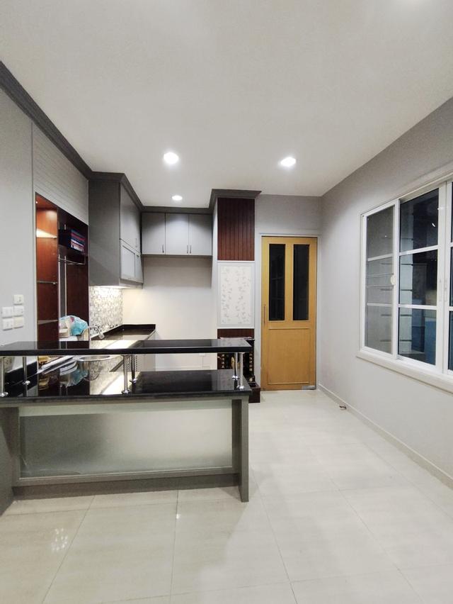 ขายบ้านเดี่ยวหรูหมู่บ้าน the city ปิ่นเกล้า 10