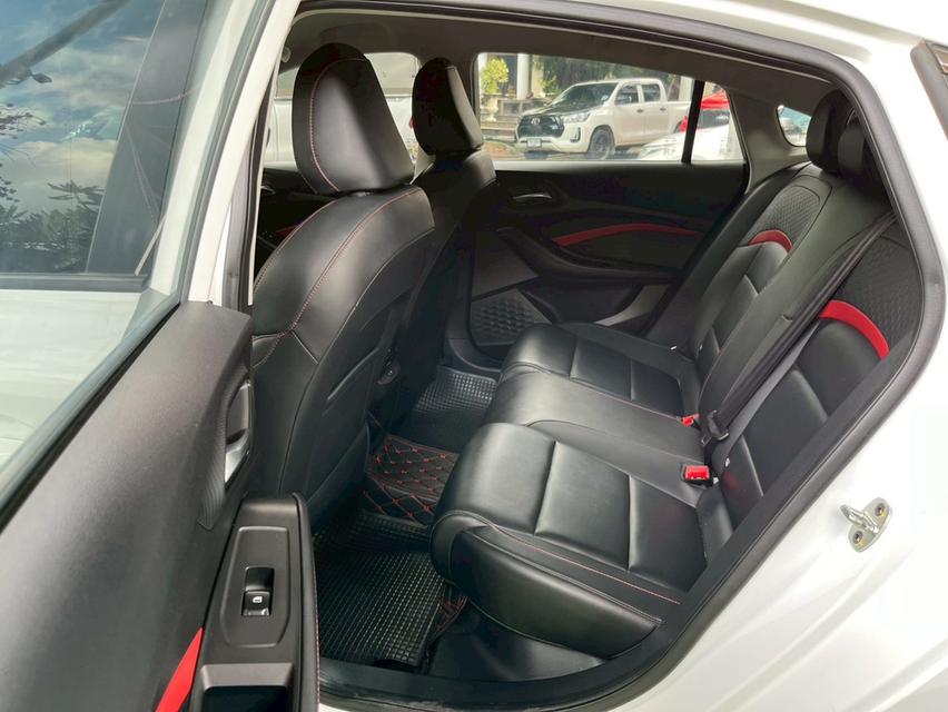 🚗 MG 5 1.5 D AUTO ปี 2024 16