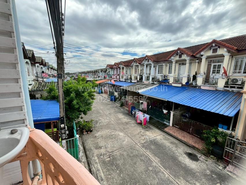 หมู่บ้านขจีนุช ลาดหลุมแก้ว ถนนราชพฤกษ์ ต.คลองพระอุดม อ.ลาดหลุมแก้ว จ.ปทุมธานี 19