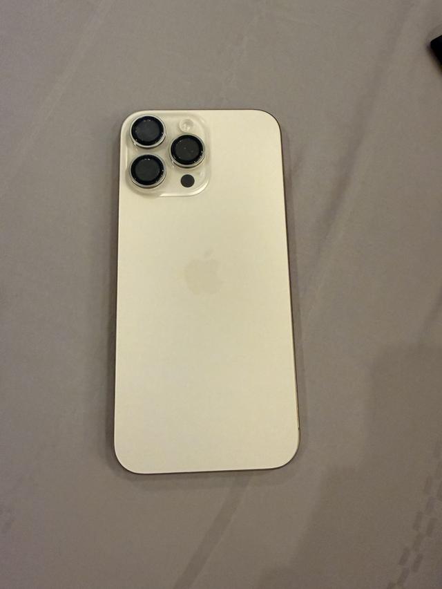 Iphone16 pro max 1tb สภาพนางฟ้า (ผู้หญิงใช้)