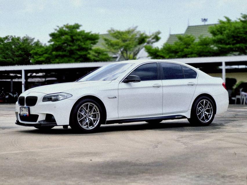 BMW 520d Sport ( F10 ) ปี 2014 ไมล์ 123,xxx km.
