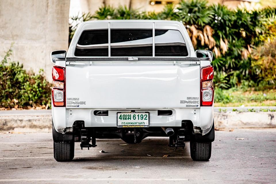 ISUZU D-MAX 3.0 Ddi S SPARK ปี 2023 แท้ สีขาว หัวเดียว มือเดียวป้ายแดง 6