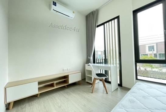 AT432 ให้เช่าทาวน์โฮม 2 ชั้น เฟอร์นิเจอร์และเครื่องใช้ไฟฟ้าครบ อัลติจูด คราฟ บางนา 9