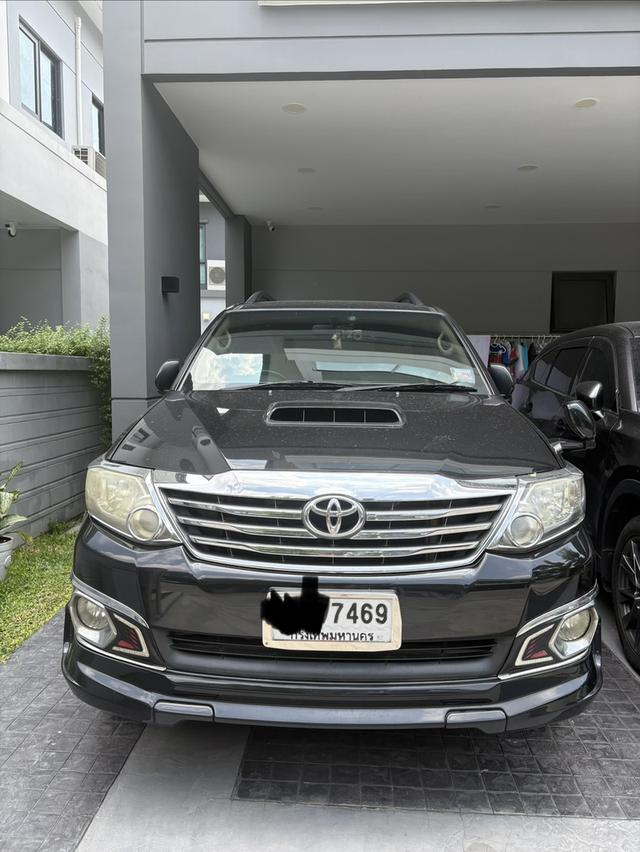 Toyota Fortuner G2500