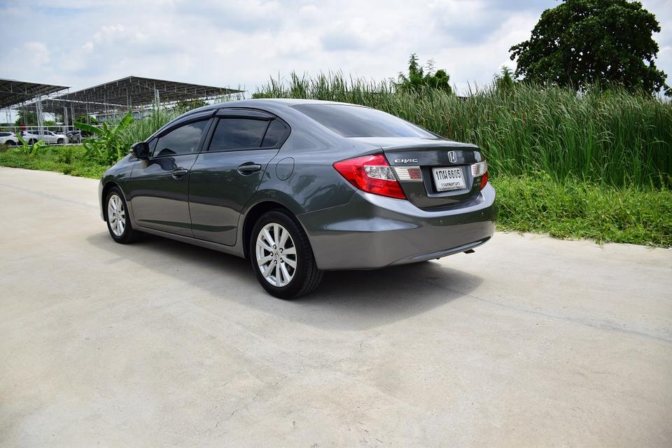 ฟรีดาวน์ / เพียง 259000 บาท / HONDA CIVIC FB ปี12จด 13 มือเดีย CD AIRBAG ABS/ แอร์จอ เบาะหนังแท้ไฟฟ้า /ครูสคอลโทล /ยางใหม่ โทร0957401229 ไอดีไลน์ UTBP 14