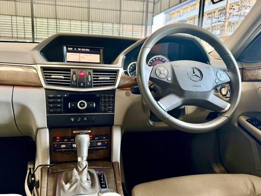 Benz #E200 CGI  #ปี2011 9