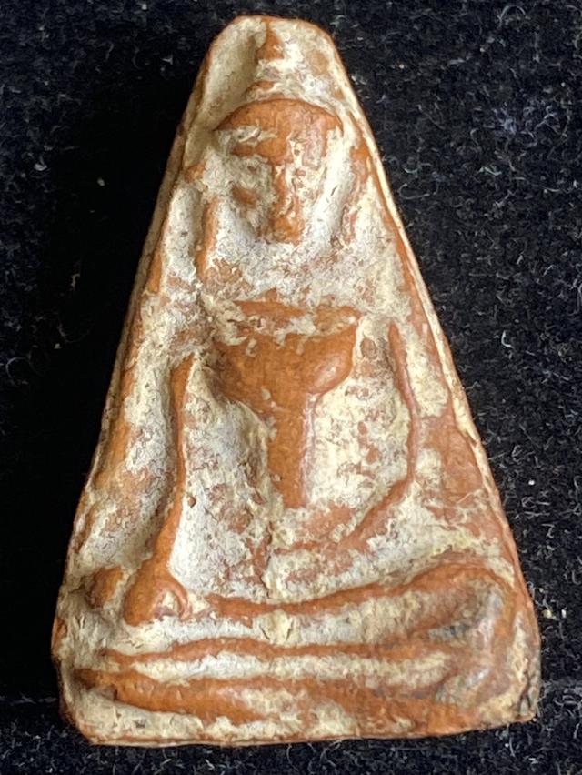 พระผงสุพรรณเนื้อเก่าสวย