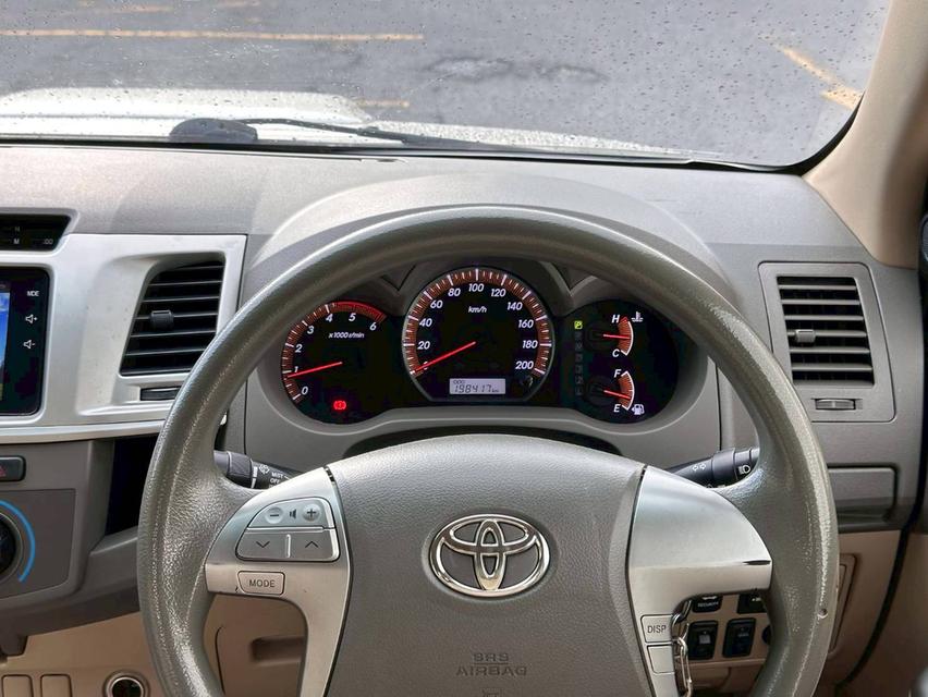 Toyota Vigo 3.0G Double Cab เกียร์ Auto สีบรอนซ์ทอง ปี 2012 14