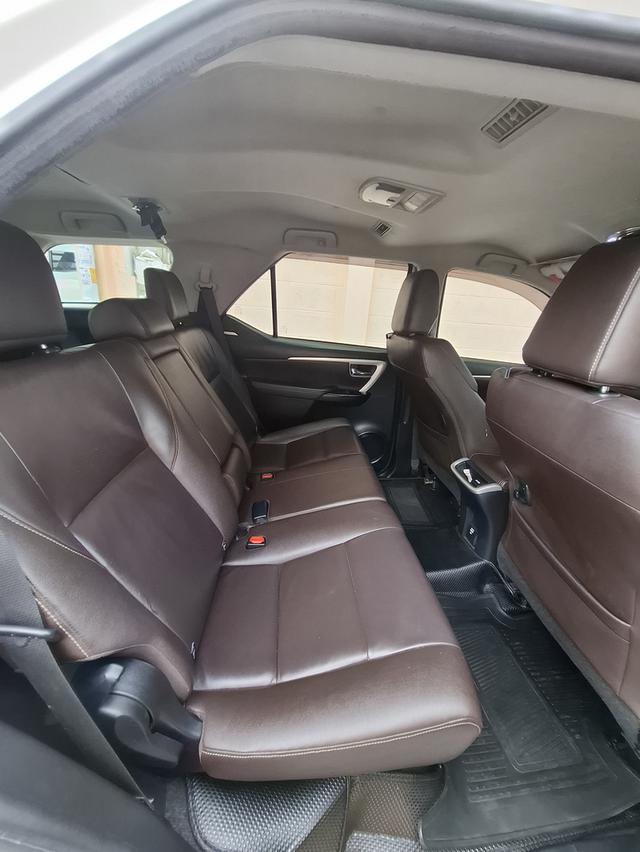 ขายบ้านรถฟอจูนเนอร์ปี2018 2.4V สีขาว มือเดียวเข้าศูนย์ตลอด เลขไมล์ 107845km 17