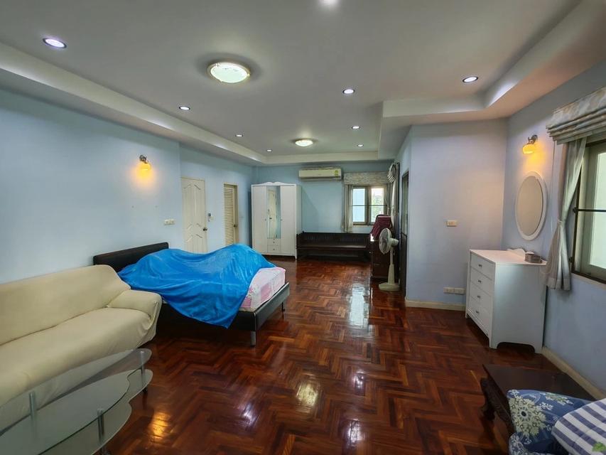 ขายบ้านเดี่ยวมือสอง ซอยติวานนท์ 18 แยก 3/8 เนื้อที่ 125 ตร.ว. ใกล้ทางด่วนศรีรัช และรถไฟฟ้าสายสีม่วงสถานีกระทรวงสาธารณสุข 13