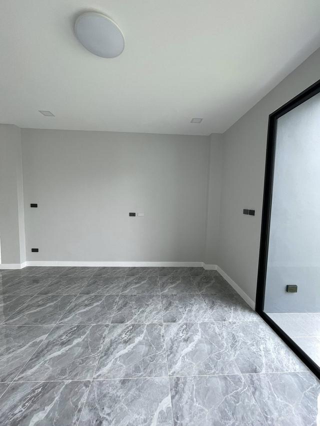 🏠✨ขายบ้านเดี่ยวสองชั้น บ้านเปล่า นอกโครงการ เดินทางสะดวก ทักเลย! 5