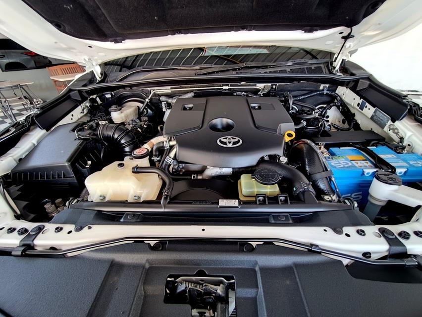 รถยนต์มือสองพร้อมใช้งาน 10