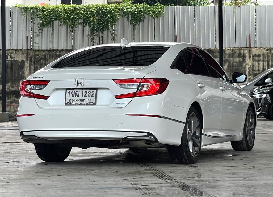 ขาย Honda Accord 2.0Hybrid ปี20 6